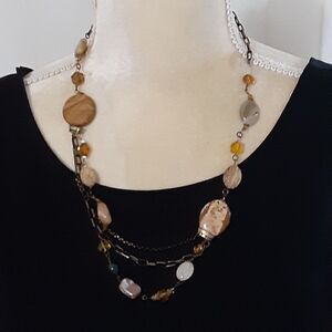 Natural tones necklace marbelized look 22" elegant retro